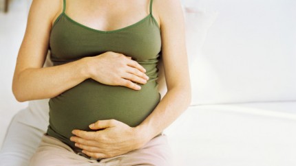 ventre-femme-enceinte-face-430x242